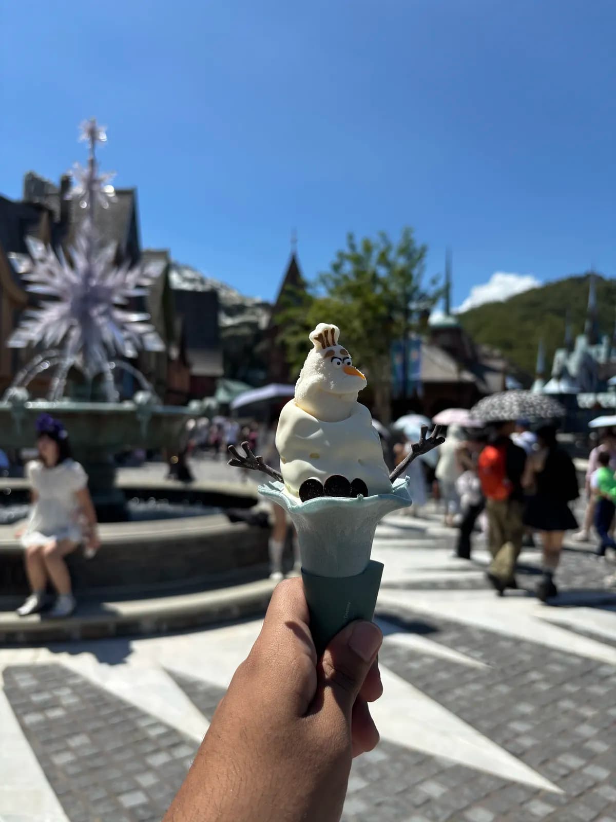 Olaf Ice cream, available in World of Frozen