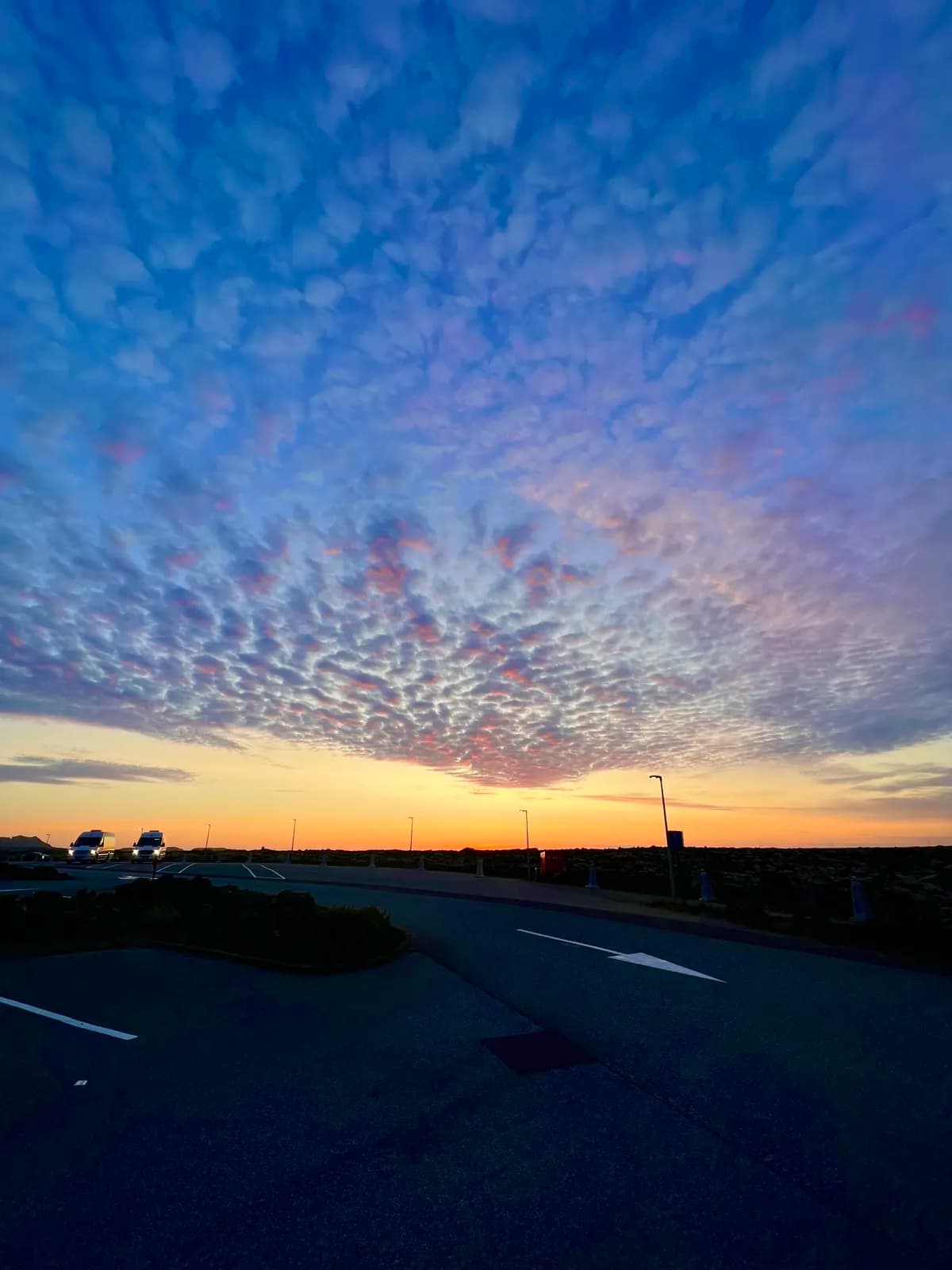 This picture was captured at midnight.