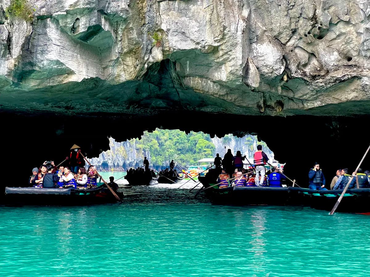 Kayaking in Ha Long Bay